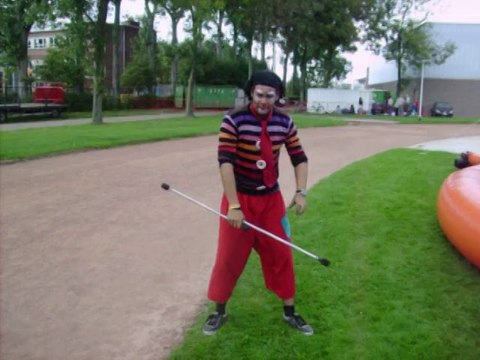 Spectacle de clown - spectacle de rue de clown