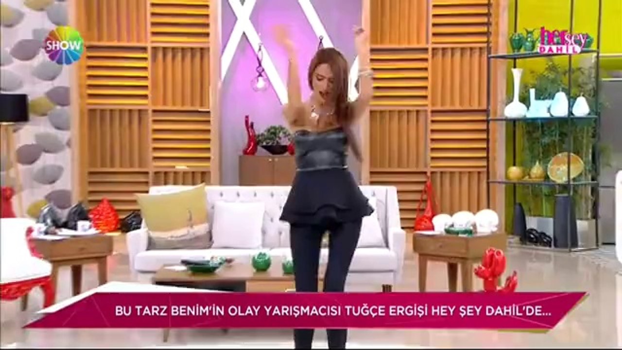 Tuğçe Ergişi'den Dans Şovu