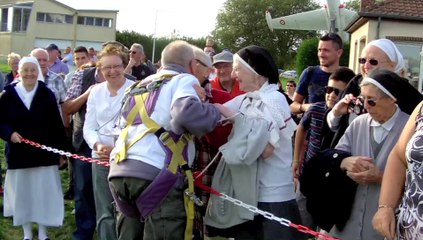 Saut en parachute à Niergnies