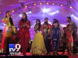 Bollywood actress Huma Qureshi celebrates Navratri in Surat -  Tv9 Gujarati