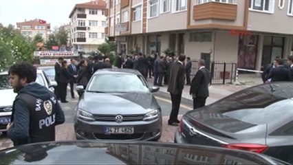 Davutoğlu Eski Mahallesini Ziyare Etti, Bayram Mesajı Verdi