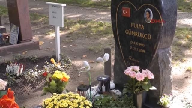 Nürnberg'de Arife Günü Müslüman Mezarlığı Doldu Taştı