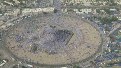 Deux millions de pèlerins sur le Mont Arafat