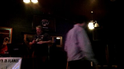 Randy sings New York