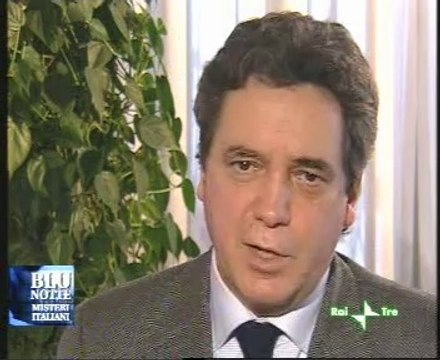 Blu notte - Misteri italiani Milano Calibro Nove 2di2