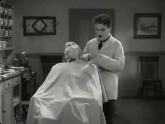 Charlie Chaplin - The Great Dictator - Very Funny Barber Scene