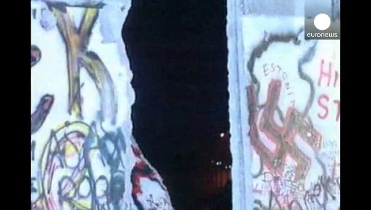 Példa a világnak - békés falbontás után 24 éve egységben Németország