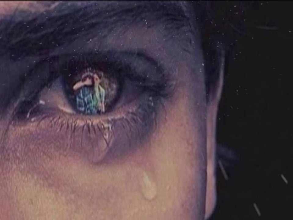 "un peu plus haut , un peu plus loin"