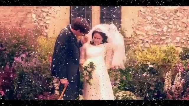 Eddie Redmayne delivers moving performance as Stephen Hawking (PICS)