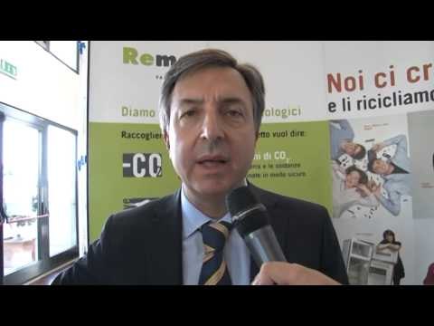 Napoli - Lo smaltimento dei rifiuti elettronici (03.10.14)