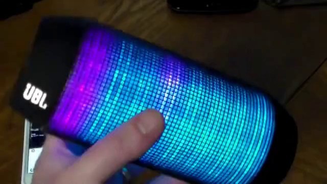 Review for JBL Pulse Wireless Bluetooth Speaker