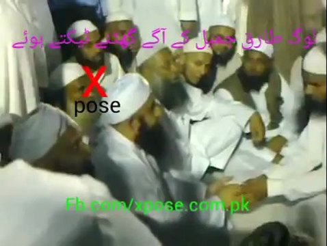 اے پاک پروردگار، ہم تیری جناب میں عاجزی اور انکساری سے عرض کرتے ہیں، ہمیں اس شخص کے آگے گھٹنے ٹیکنے سے بچائے رکھنا... اور اپنے سوا کسی کا بھی محتاج نہ کرنا...