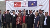 Türk Kızılayı Başkanı Ahmet Lütfi Akar'ın Katılımıyla Kosova'da 102 Büyükbaş Hayvan Kesildi