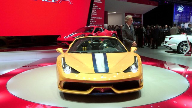 Ferrari au salon de l'automobile de Paris