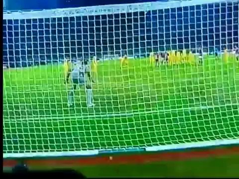 AC Milan Vs Chiévo Verona 2-0 Honda Amazing Goal.