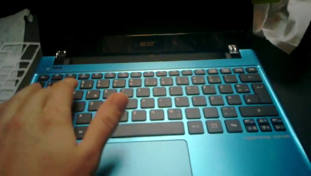 Acer Aspire One 756 - erster Anblick / Optik und Anschlüsse