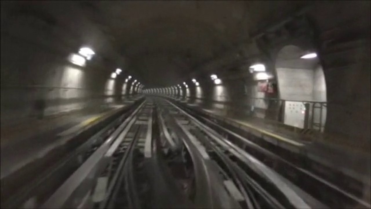 VAL208 : Voyage entre les station Lingotto et Dante sur la ligne 1 du métro de Turin