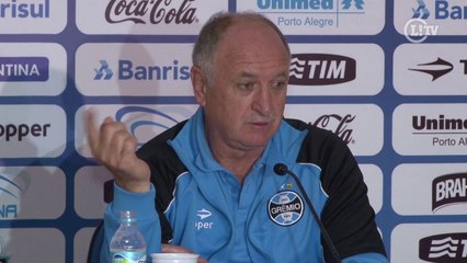 Após derrota e expulsão, Felipão detona arbitragem