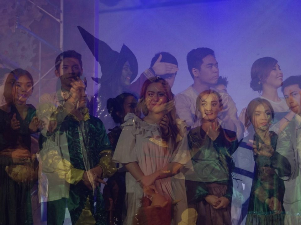 eissel-pangan-videos-wicked-the-untold-story-of-the-witches-of-oz-32