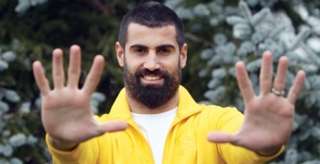 Volkan Demirel'den Hakeme: At Beni