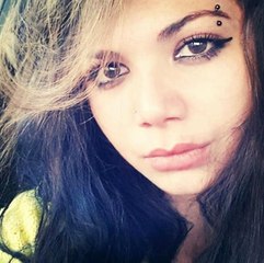 2. Kattan Düşen Genç Kız, Demir Parmaklıklara Saplandı