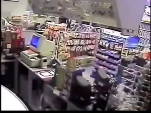 Worlds Most Amazing Videos - Shocking Moments Caught on CameraWild Lion Ganglands