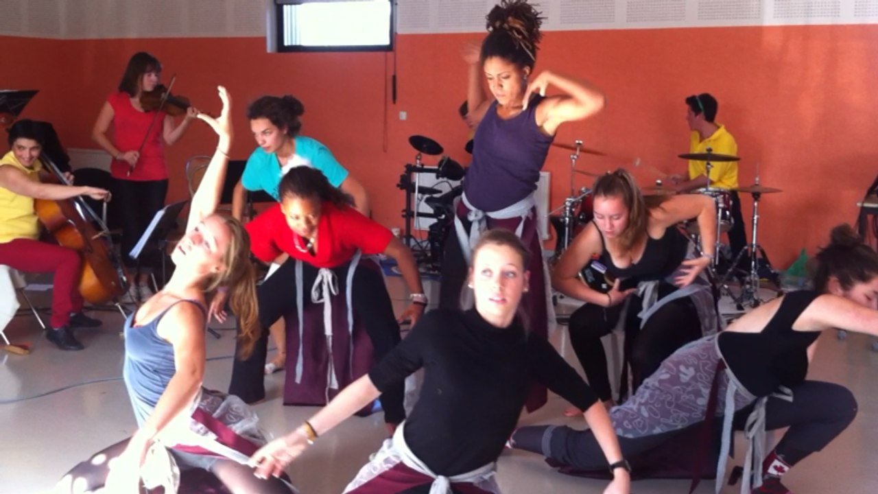 Répétitions pour le spectacle de l'association À portée d'choeur