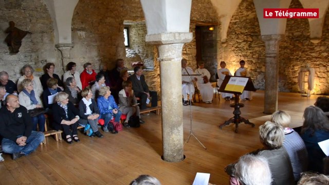 Paimpol. Les archives de l'abbaye de Beauport mises en scène