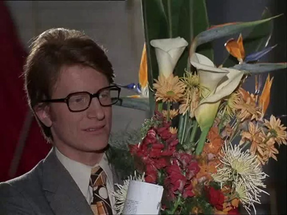 Bernadette Lafont chante "Une belle fille comme moi"