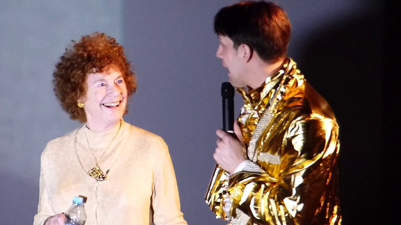 50 Jahre 'GOLDFINGER' in Braunschweig - Ehrenmitgliedschaft für Nikki van der Zyl