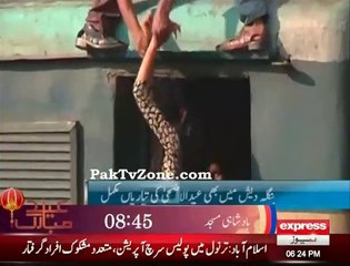 Dhaka Bangladesh Eid rush on trains