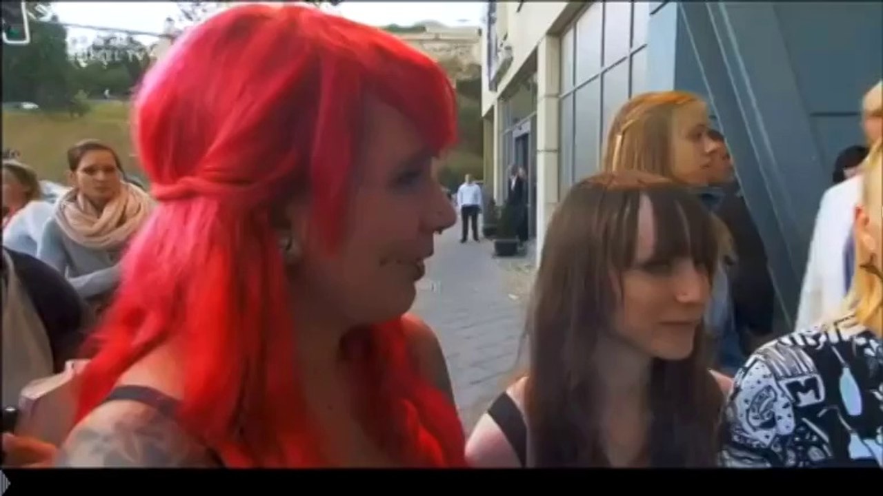 Run, run, run: Tokio Hotel on tour (Spiegel TV 05.10.2014)