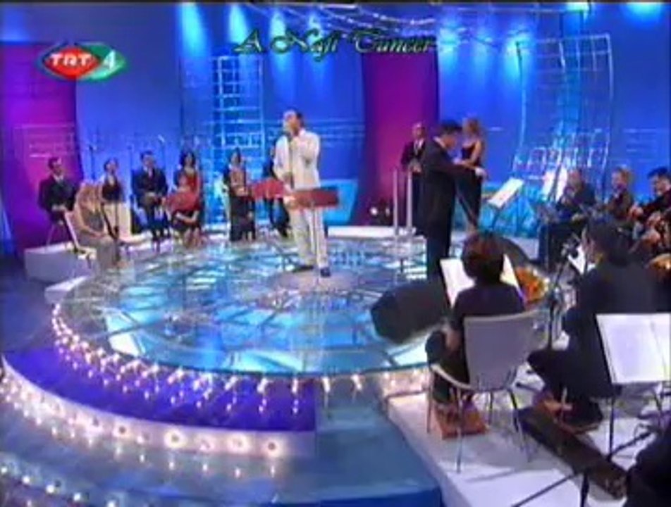 Yahya GEYLAN *Yangın Var* (Öyle Bir Göz Süzdün Öyle Bir Baktın)