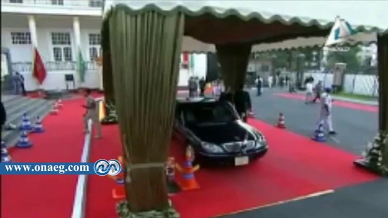 بالفيديو.. لحظة وصول الدكتور أحمد الطيب إلي "الكلية الحربية" لحضور "الاحتفالات بذكرى أكتوبر"