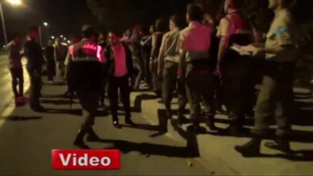 Üç Genç Hız Kurbanı Oldu