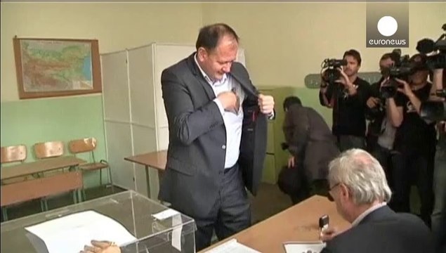 بلغاريا: إستطلاعات الرأي تشير إلى فوز حزب جيرب المحافظ في الانتخابات التشريعية