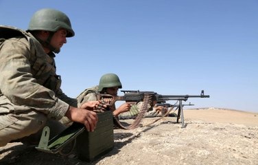 Türk Askeri Sınırda El Tetikte Bekliyor