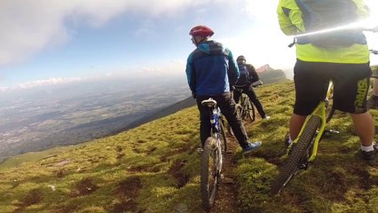Descente depuis le Reculet ( Crête du Jura ) Acte 6