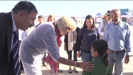 Claudia Roth Yezidileri Ziyaret Etti