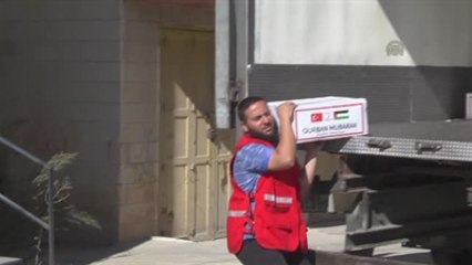 Davutoğlu'nun Kurban Hissesi Filistin'de Kesildi