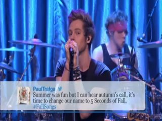 Jimmy Fallon / #Hashtags avec 5SOS 2 - Emission du 3 octobre sur MCM !