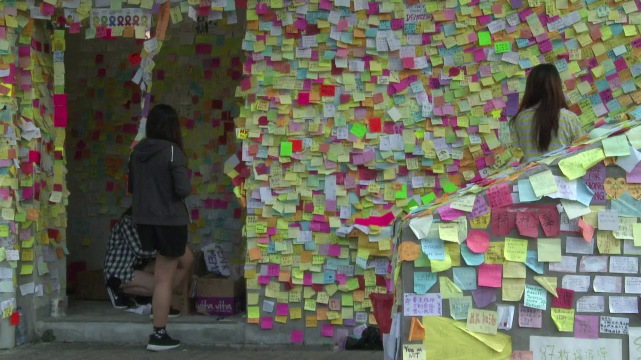 Hong Kong civil servants back at work as protests subside