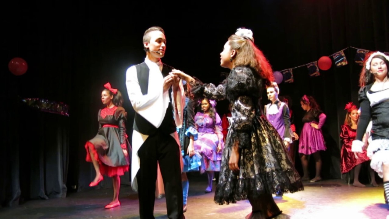 Piaf, tu koné ? Comédie musicale