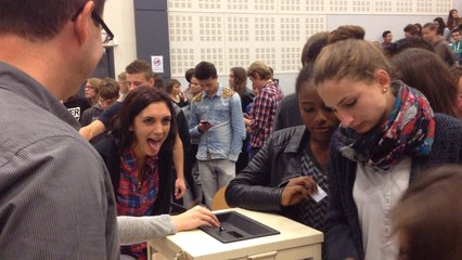 Edith Bouvier rencontre des lycéens