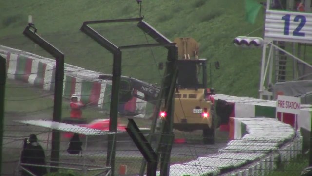 Les images de l'accident de Jules Bianchi au Grand Prix du Japon de Formule 1