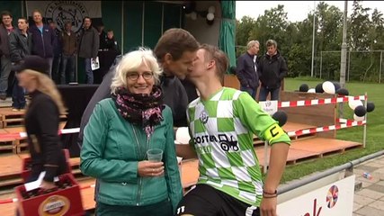 Kloosterburen viert komst Kloosterboeren met winst - RTV Noord