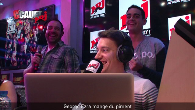 George Ezra mange du piment - C'Cauet sur NRJ