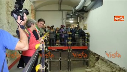 05-10-14 FIRENZE RIPORTATI ALLA LUCE RESTI TEATRO ROMANO SOTTO PALAZZO VECCHIO w02_10