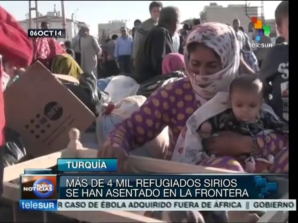 Improvisan en frontera turca campos de refugiados para kurdos sirios