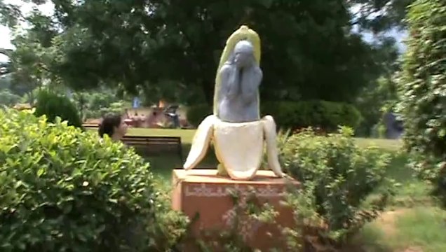 Shilparamam Banana Girl hiding face Vishakhapatnam Vizag SKMClasses Subhashish